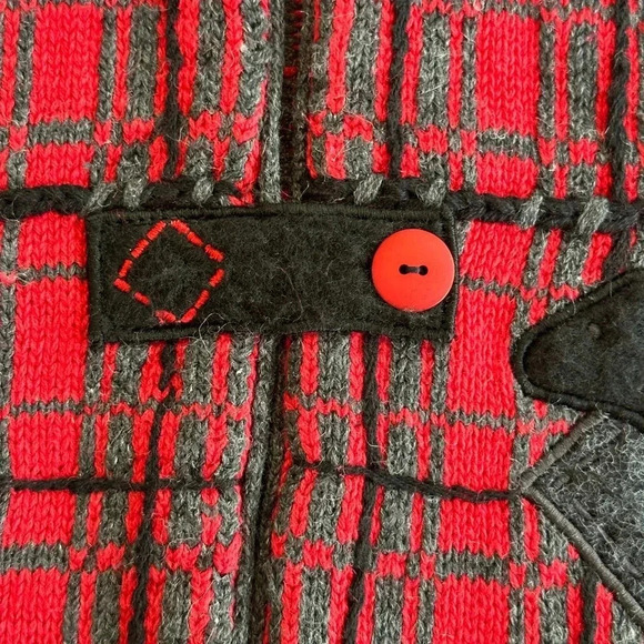 Belle Points | Vintage Cotton Blend Dog Sweater Vest - Picture 6 of 11